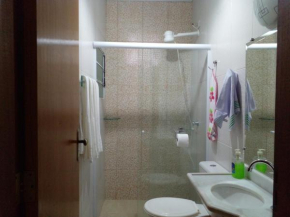 Casa confortável com churrasqueira, wifi e piscina estrutural